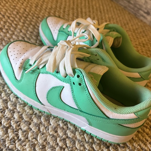 Custom Mint Green Dunks - Picture 2 of 6